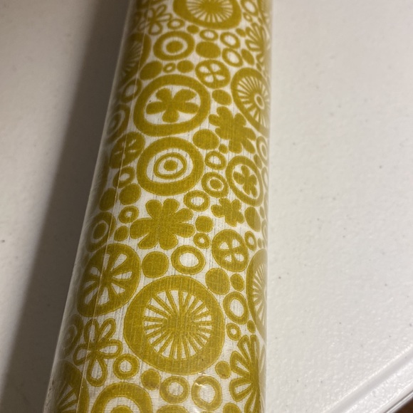 Vintage Rubbermaid Shelf Liner - Picture 5 of 10